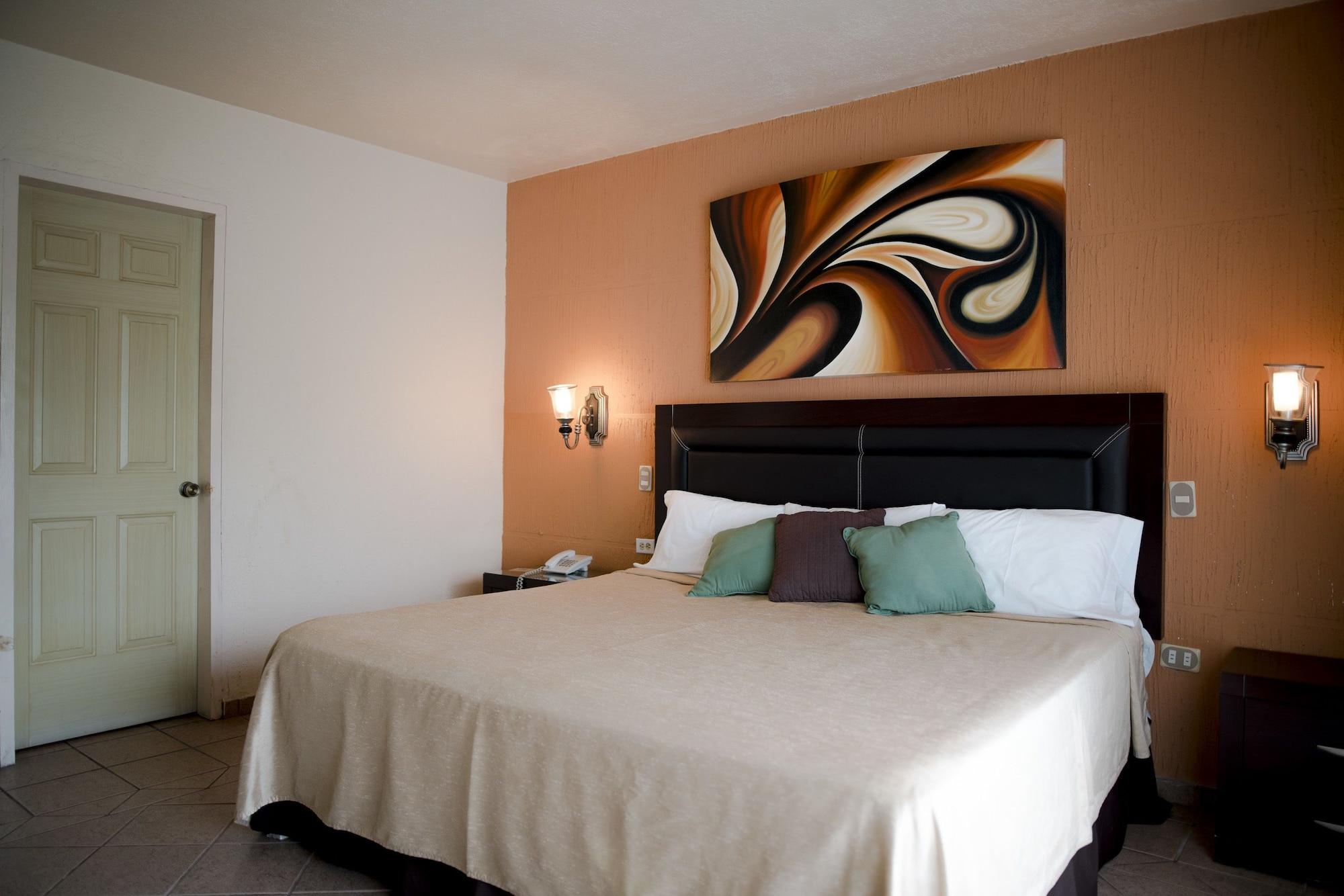 Eh Ejecutivo Urban Hotel Tepic Eksteriør billede