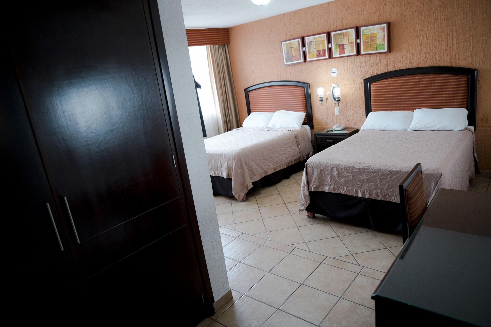 Eh Ejecutivo Urban Hotel Tepic Eksteriør billede