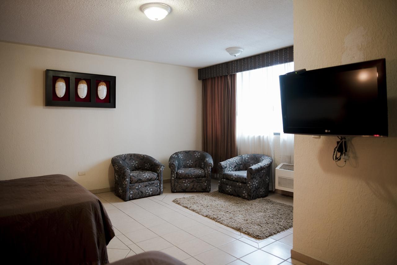 Eh Ejecutivo Urban Hotel Tepic Eksteriør billede